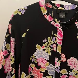 Natori size XL Kaftan/half zip robe floral print